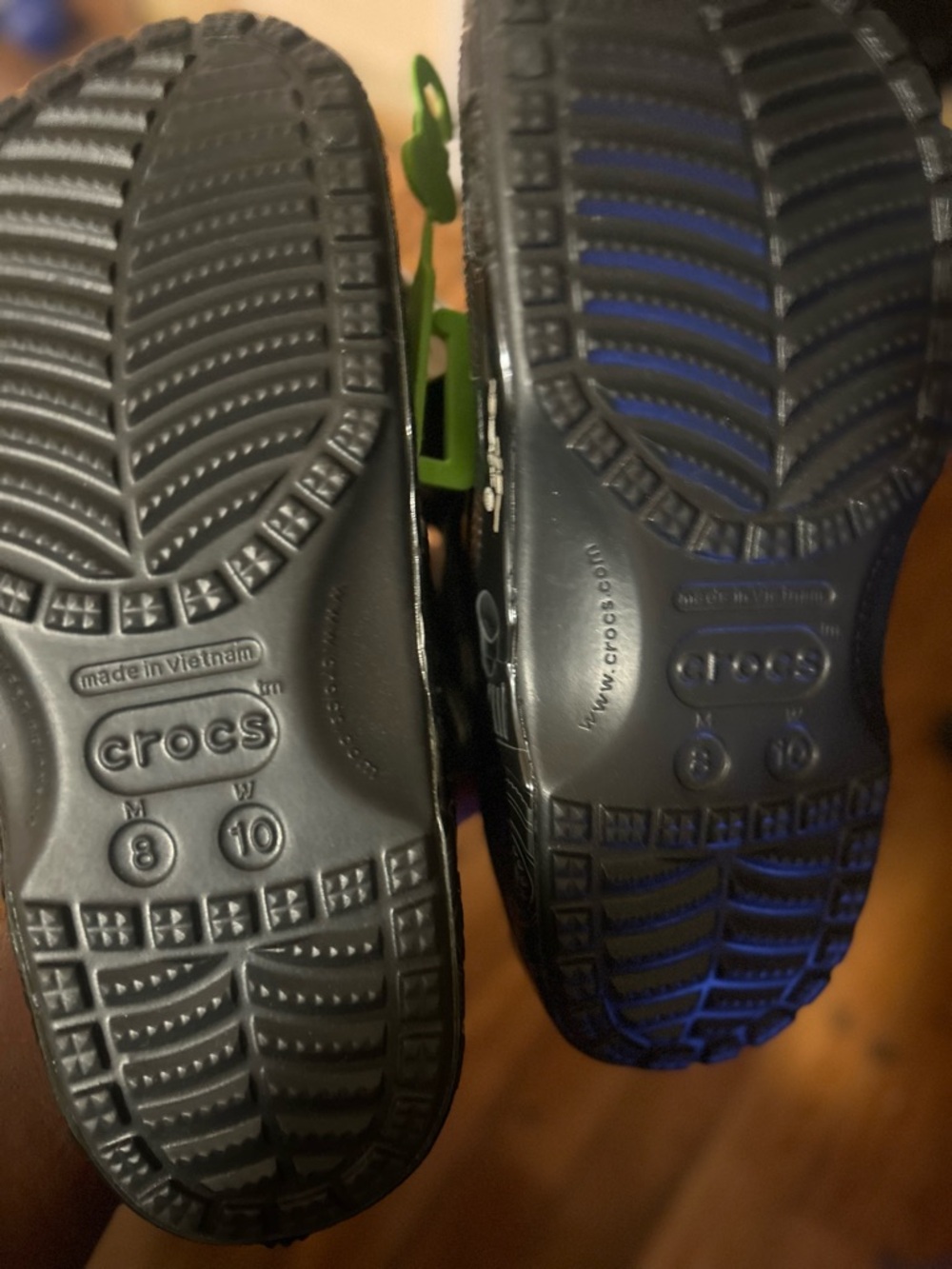 DC x Crocs Batman Logo Clog in Black and Yellow